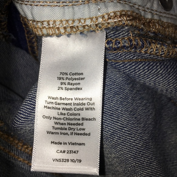 Loft Made and Love Jeans Two Tone patch work Blue Raw Hem. Size 26/2 - Picture 9 of 16